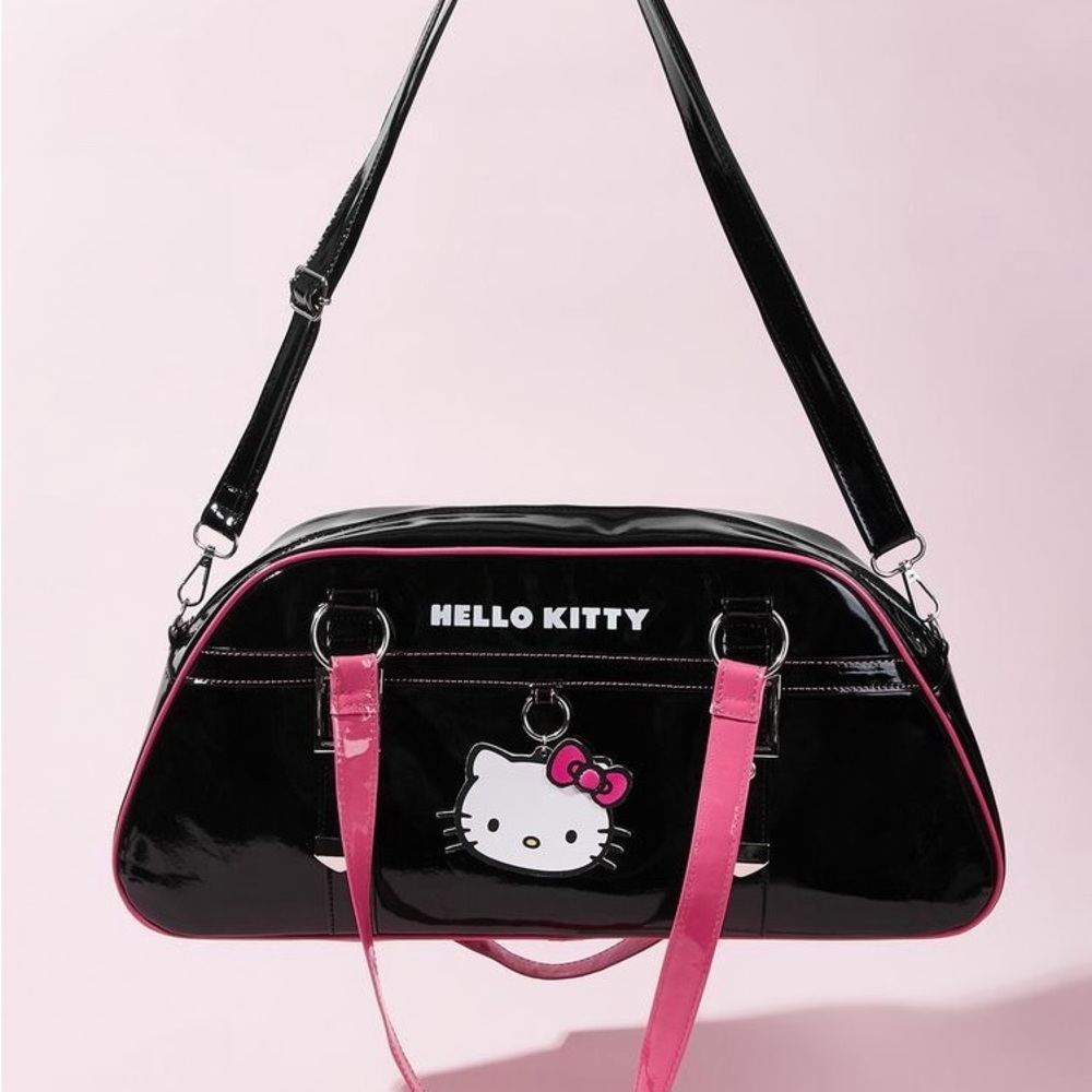 limited edition hello kitty purse